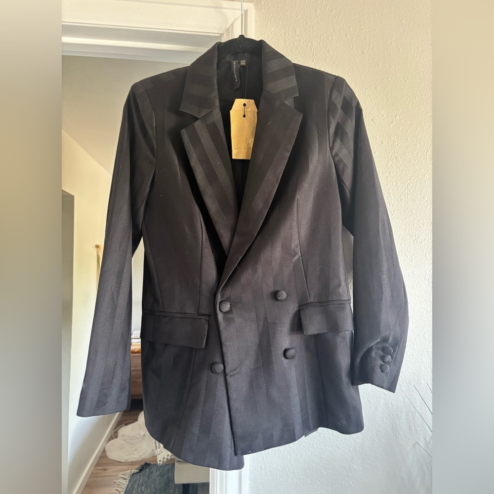Knot Sisters Black Double-Breasted Blazer